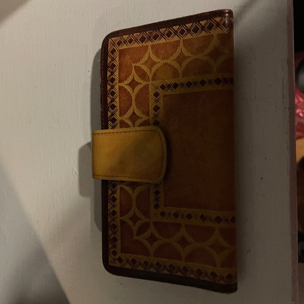 Vintage Brown Leather Wallet Clutch with Unique‎ Geometric Design